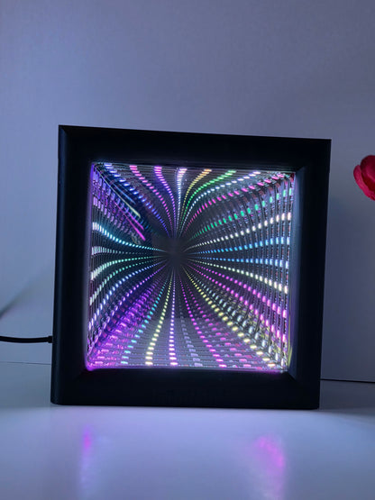 ♾️InfiniMini♾️ | Small Frame 6.7 x 6.7"