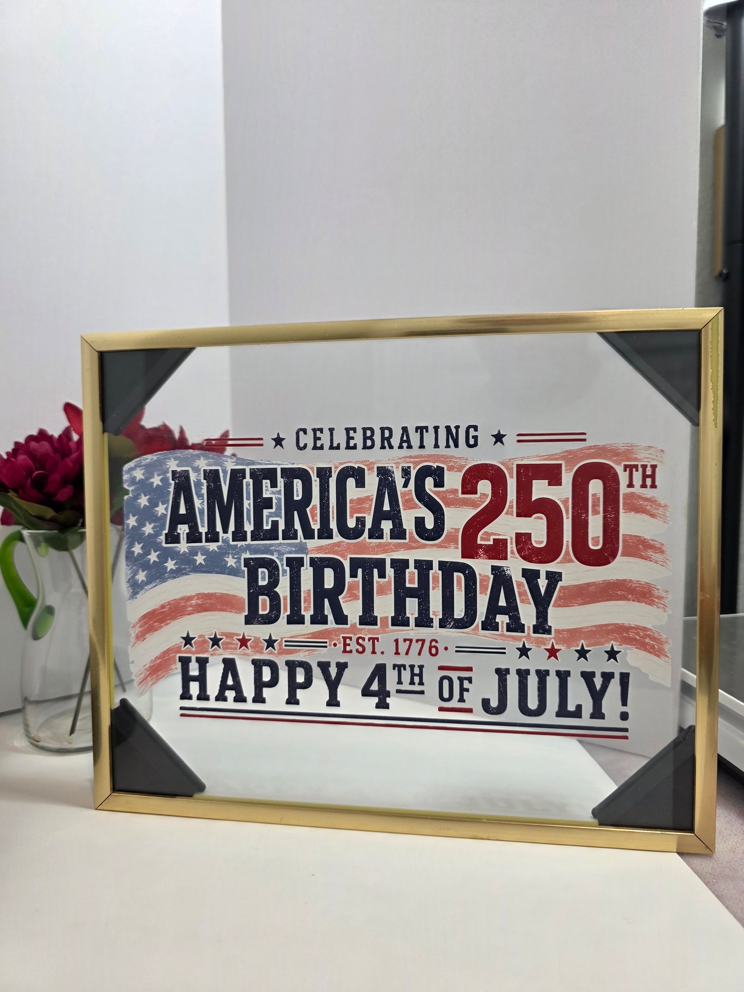 4th of July 2026! Floating Image Display